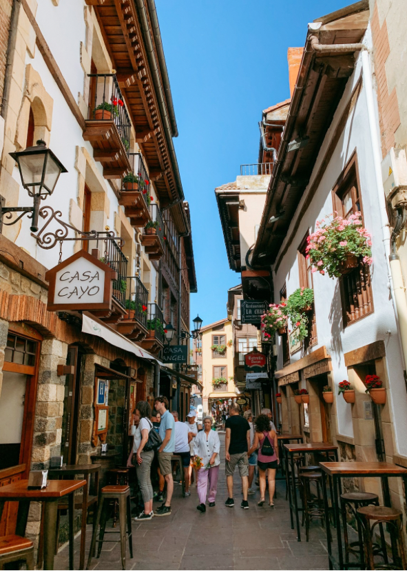 teenagers walking Spain travel program vertical